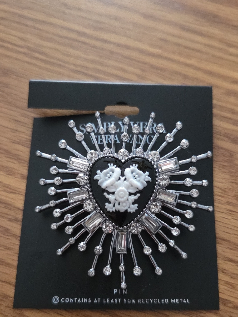 NWT "Simply Vera Vera Wang" Heart Brooch
